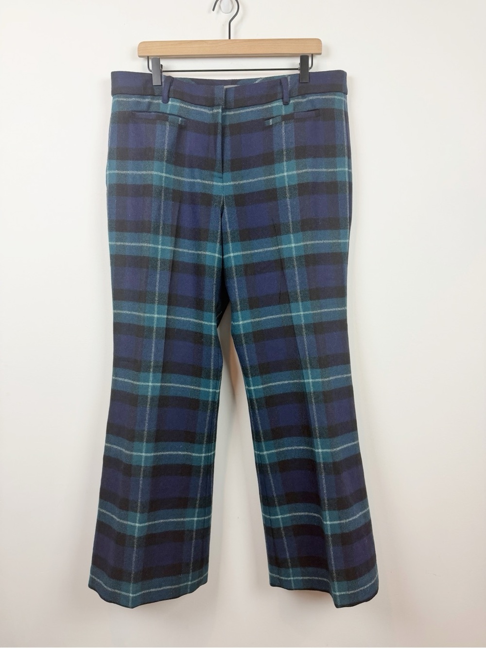 L.L. Bean Signature Tartan Plaid 100% Wool & Satin Lined Pants  size 14